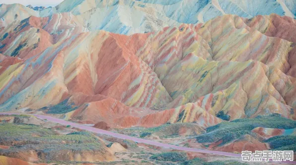 最近历史学家重评估：张掖丹霞地貌意义