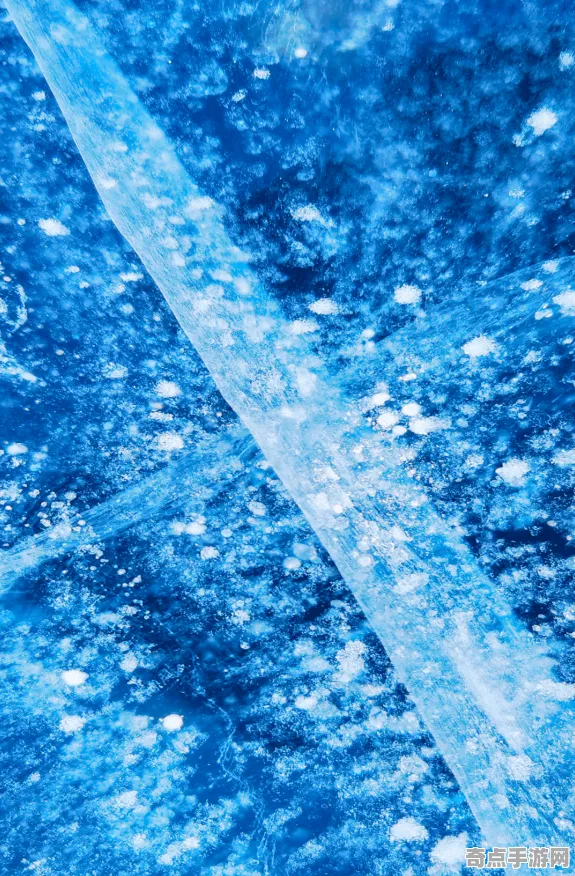 日前发现冰圈现象与蓝色喷流对比研究